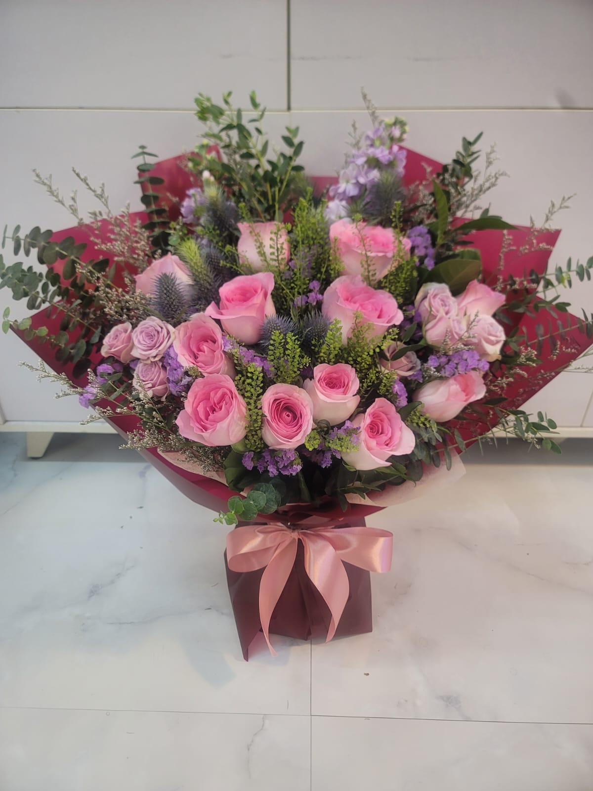 12pcs Roses Bouquet (Color at Your Choice)