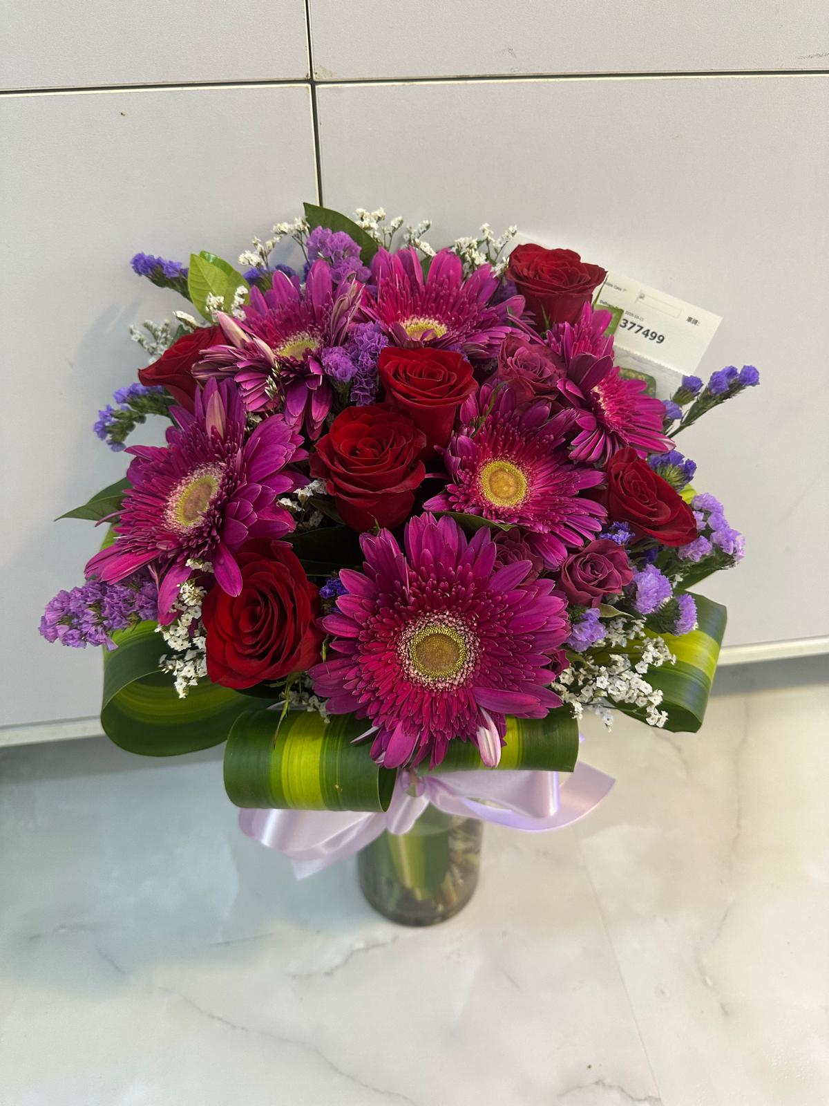 Gerbera and rose Vase Posy