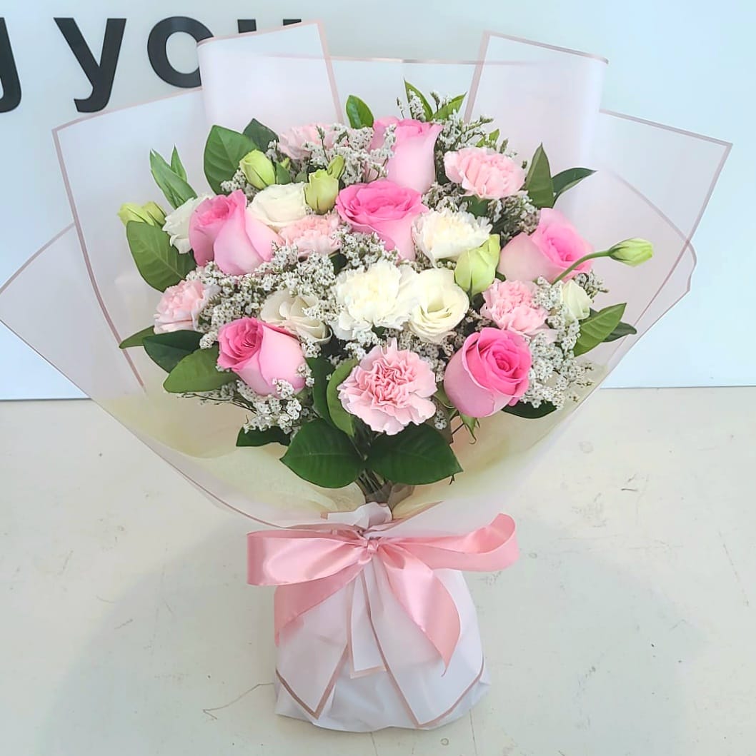 Pink rose and White and pink carnatiion bouquet